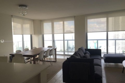 Copropriété à louer à Hallandale Beach, Floride: 3 chambres № 1891332 - photo 9