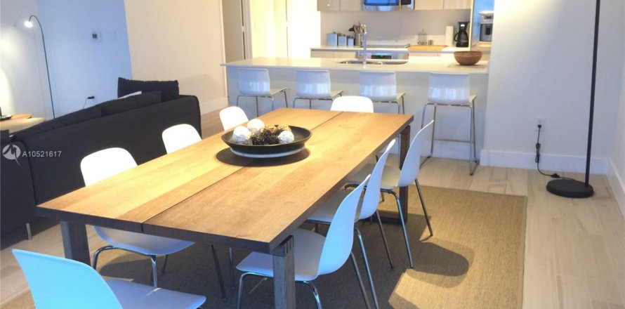 Condo à Hallandale Beach, Floride, 3 chambres  № 1891332