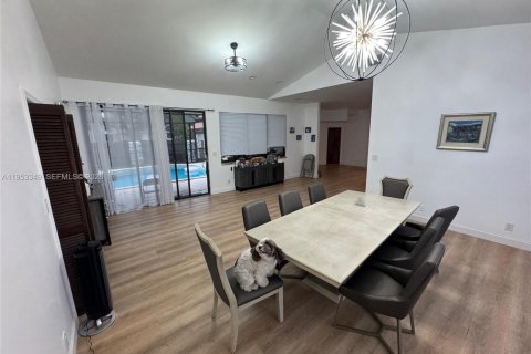 Casa en venta en Dania Beach, Florida, 5 dormitorios, 233.93 m2 № 2008785 - foto 13