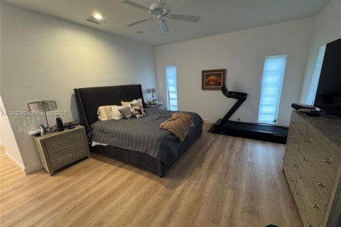 Casa en venta en Dania Beach, Florida, 5 dormitorios, 233.93 m2 № 2008785 - foto 20