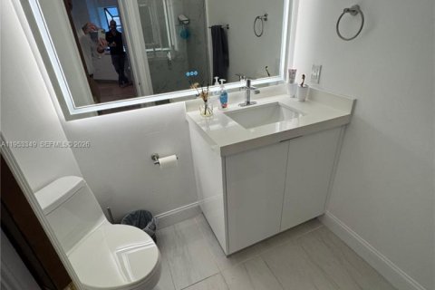 Casa en venta en Dania Beach, Florida, 5 dormitorios, 233.93 m2 № 2008785 - foto 27