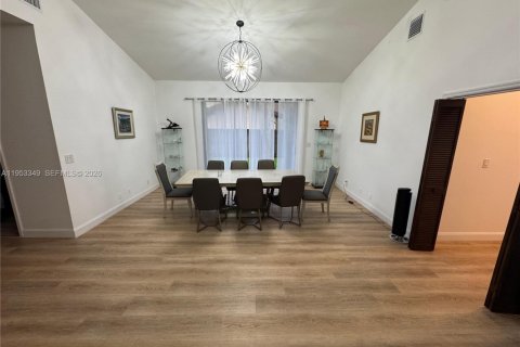 Casa en venta en Dania Beach, Florida, 5 dormitorios, 233.93 m2 № 2008785 - foto 14