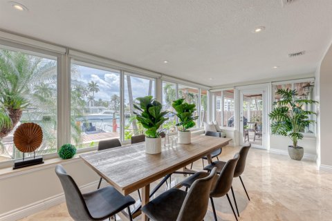 Villa ou maison à vendre à Fort Lauderdale, Floride: 3 chambres, 211.17 m2 № 2432876 - photo 20