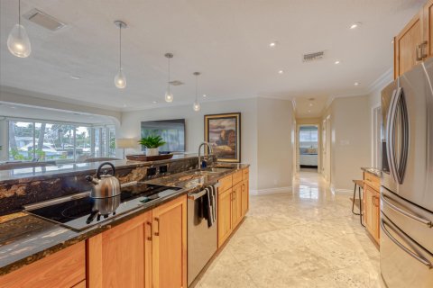 Villa ou maison à vendre à Fort Lauderdale, Floride: 3 chambres, 211.17 m2 № 2432876 - photo 11