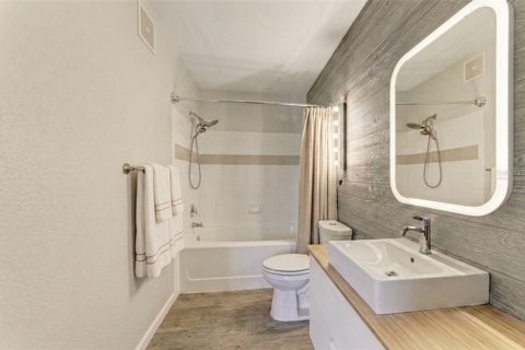 Copropriété à vendre à Sarasota, Floride: 3 chambres, 122.17 m2 № 2219109 - photo 11