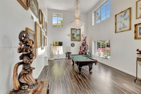 Casa en venta en Miami Lakes, Florida, 6 dormitorios, 431.72 m2 № 1749107 - foto 5