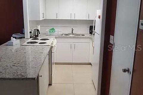 Снять в аренду кондоминиум в Клируотер, Флорида 1 спальня, 72м2, № 1559088 - фото 12