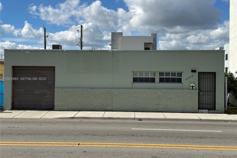Immobilier commercial à vendre à Hialeah, Floride № 1976761 - photo 3