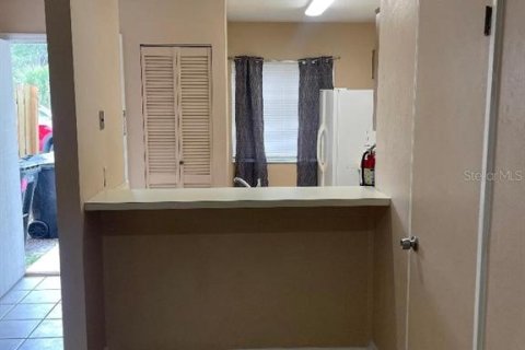 Touwnhouse à vendre à Gainesville, Floride: 2 chambres, 94.39 m2 № 1747341 - photo 3