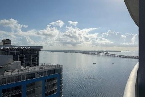 Снять в аренду квартиру в Майами, Флорида 1 спальня, 73.49м2, № 1989076 - фото 6