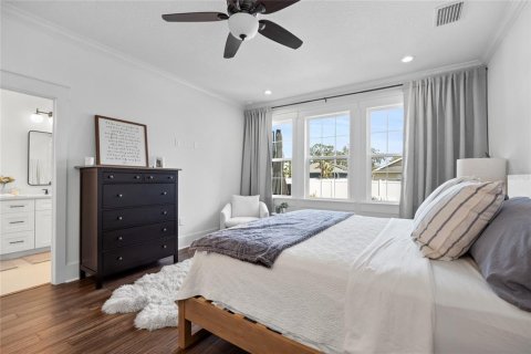 Villa ou maison à vendre à Tampa, Floride: 4 chambres, 234.86 m2 № 1904065 - photo 18