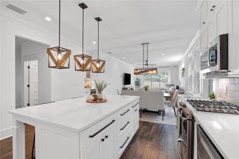 Villa ou maison à vendre à Tampa, Floride: 4 chambres, 234.86 m2 № 1904065 - photo 11