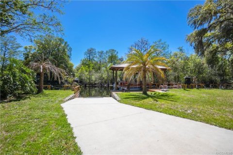 House in Floral City, Florida 2 bedrooms, 83.05 sq.m. № 1597318 - photo 27