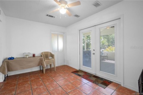 House in Floral City, Florida 2 bedrooms, 83.05 sq.m. № 1597318 - photo 10