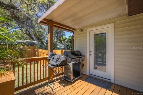 House in Floral City, Florida 2 bedrooms, 83.05 sq.m. № 1597318 - photo 7