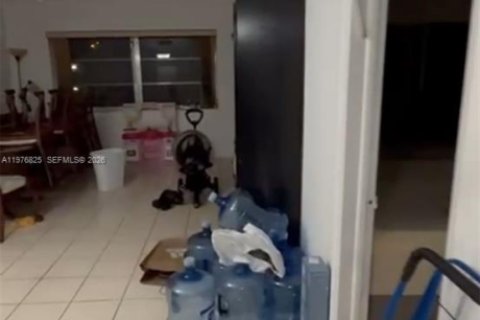 Condo in Aventura, Florida, 1 bedroom  № 2043270 - photo 13