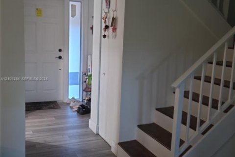 Copropriété à louer à Plantation, Floride: 2 chambres, 120.4 m2 № 2422055 - photo 3