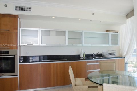 Condo in Sunny Isles Beach, Florida, 3 bedrooms  № 1842608 - photo 12