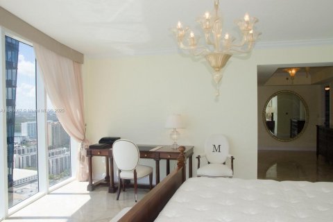 Condo in Sunny Isles Beach, Florida, 3 bedrooms  № 1842608 - photo 18