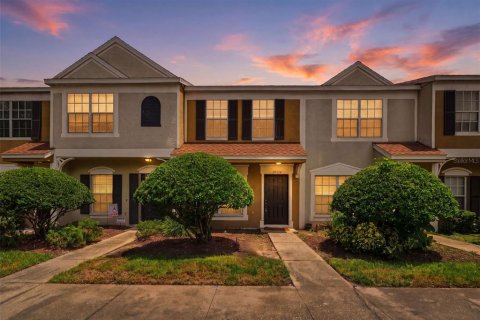 Townhouse in Wesley Chapel, Florida 2 bedrooms, 110 sq.m. № 2225428