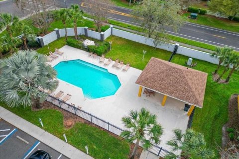 Touwnhouse à vendre à Wesley Chapel, Floride: 2 chambres, 110 m2 № 2225428 - photo 25