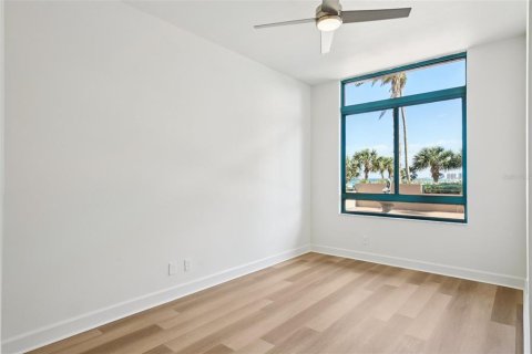 Condo in Clearwater, Florida, 3 bedrooms  № 2218951 - photo 19