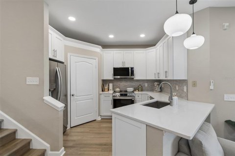 Condo in Tampa, Florida, 3 bedrooms № 2201326 - photo 7