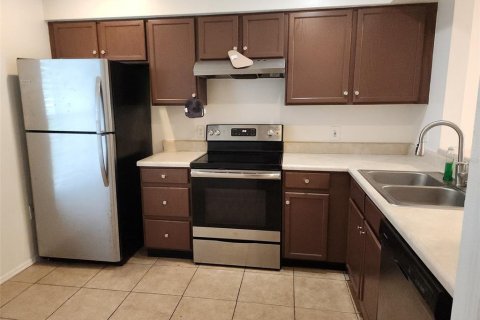 Condo in Orlando, Florida, 2 bedrooms  № 2238992 - photo 2
