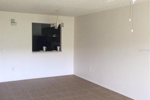 Condo in Orlando, Florida, 2 bedrooms  № 2238992 - photo 8