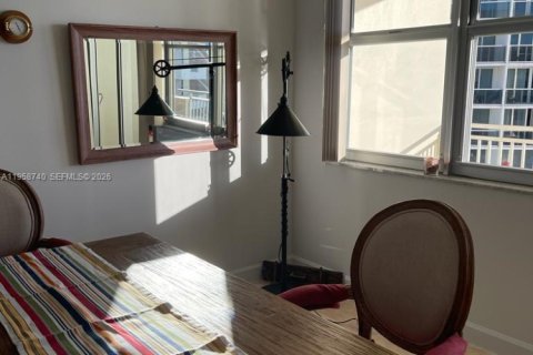 Снять в аренду кондоминиум в Халландейл-Бич, Флорида 1 спальня, 77.29м2, № 2080575 - фото 30