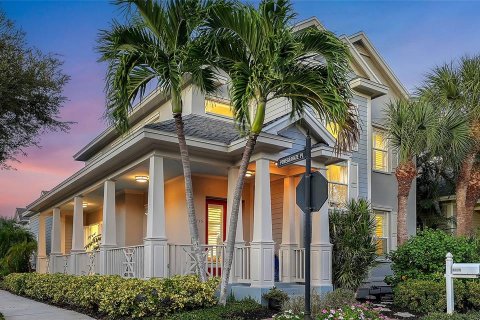 House in Sarasota, Florida 5 bedrooms, 265.05 sq.m. № 2152106 - photo 2