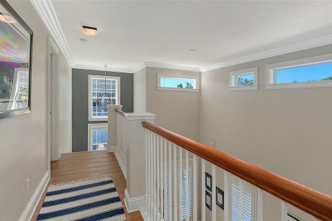 House in Sarasota, Florida 5 bedrooms, 265.05 sq.m. № 2152106 - photo 25
