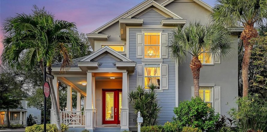 House in Sarasota, Florida 5 bedrooms, 265.05 sq.m. № 2152106