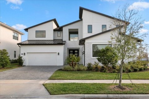 House in Orlando, Florida 4 bedrooms, 417.6 sq.m. № 2152378