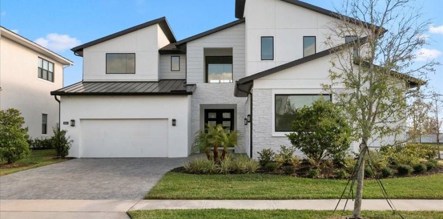 House in Orlando, Florida 4 bedrooms, 417.6 sq.m. № 2152378