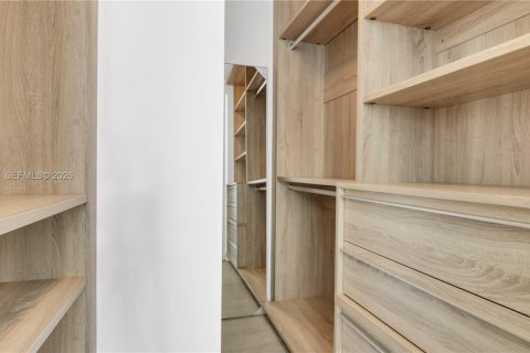 Снять в аренду кондоминиум в Майами, Флорида 2 спальни, 80.64м2, № 2003210 - фото 11