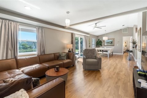 Купить виллу или дом в Монверде, Флорида 11 комнат, 310.01м2, № 1576566 - фото 11