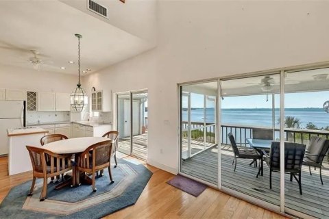 Immobilier commercial à vendre à Bradenton, Floride: 6 chambres, 178 m2 № 1639643 - photo 13