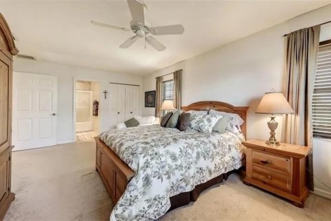 Immobilier commercial à vendre à Bradenton, Floride: 6 chambres, 178 m2 № 1639643 - photo 17