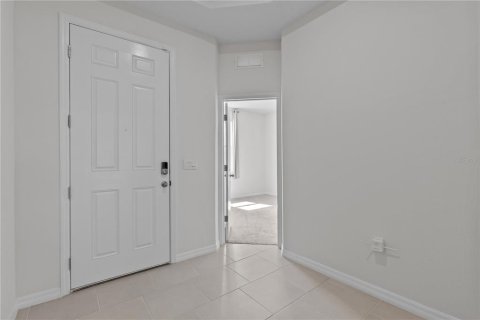 House in Plant City, Florida 4 bedrooms, 259.94 sq.m. № 1556531 - photo 9