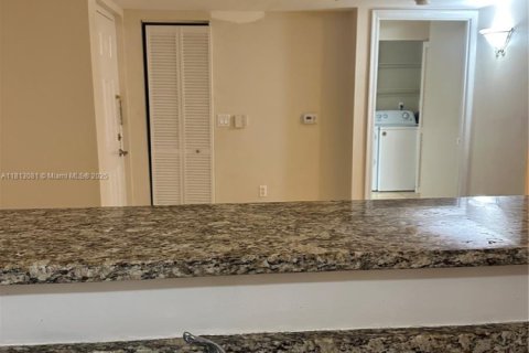 Condo in Coconut Creek, Florida, 2 bedrooms  № 1760919 - photo 21