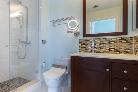 Купить кондоминиум в Майами, Флорида 2 спальни, 112.04м2, № 2001625 - фото 8