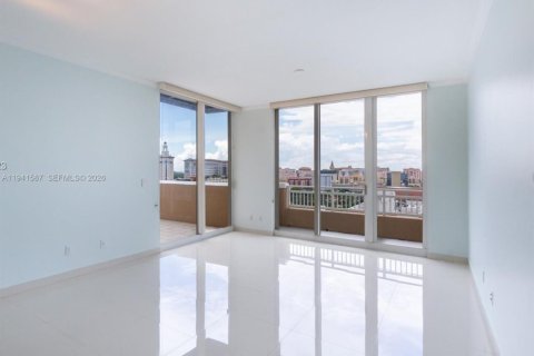 Купить кондоминиум в Майами, Флорида 2 спальни, 112.04м2, № 2001625 - фото 4