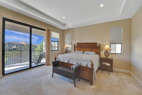 House in Parkland, Florida 6 bedrooms, 391.86 sq.m. № 2153997 - photo 27