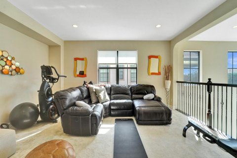 House in Parkland, Florida 6 bedrooms, 391.86 sq.m. № 2153997 - photo 30