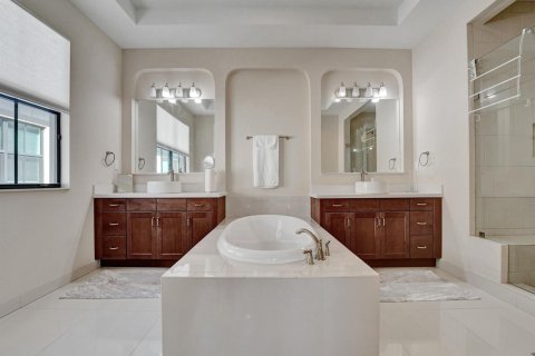 House in Parkland, Florida 6 bedrooms, 391.86 sq.m. № 2153997 - photo 23