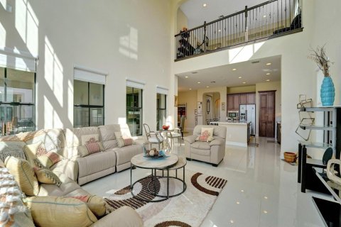 House in Parkland, Florida 6 bedrooms, 391.86 sq.m. № 2153997 - photo 8