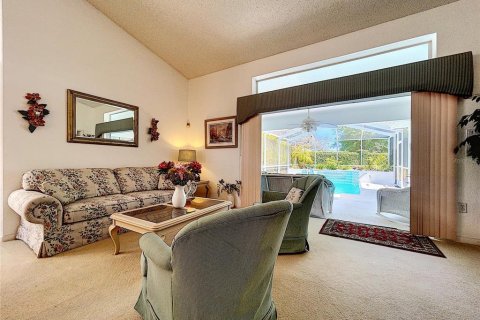 House in Weeki Wachee, Florida 2 bedrooms, 153.29 sq.m. № 1735216 - photo 28