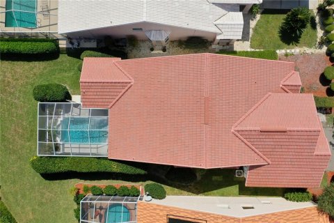 House in Weeki Wachee, Florida 2 bedrooms, 153.29 sq.m. № 1735216 - photo 5