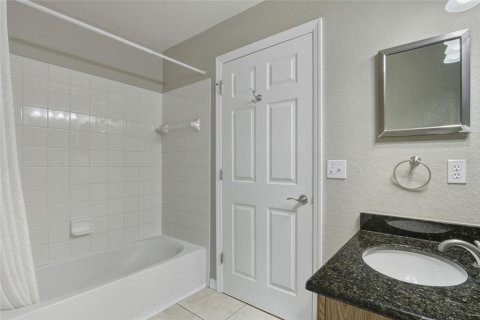 Condominio en venta en Kissimmee, Florida, 3 dormitorios, 120.4 m2 № 2102679 - foto 20